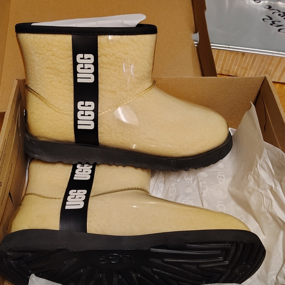 UGG Kids Cream and Black Boots